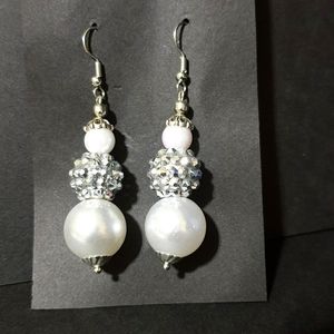 Handmade Pearl bead earrings